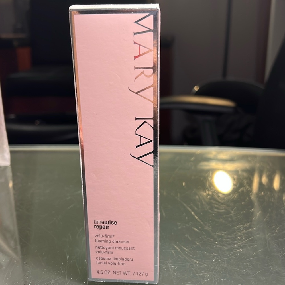 MARY KAY Timewise repair volu-firm foaming cleanser